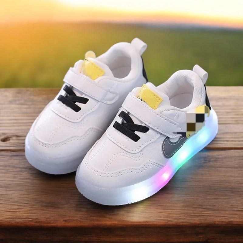 Custom Beautiful Children Flashing Light up Cartoon Caracter Shoes for all occasion girls' kids